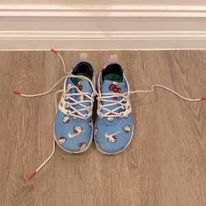Nike Hello Kitty Sneakers-Size 1Y